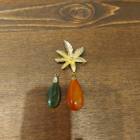 Vintage Sarah Coventry Pineapple Brooch - Picture 4 of 8